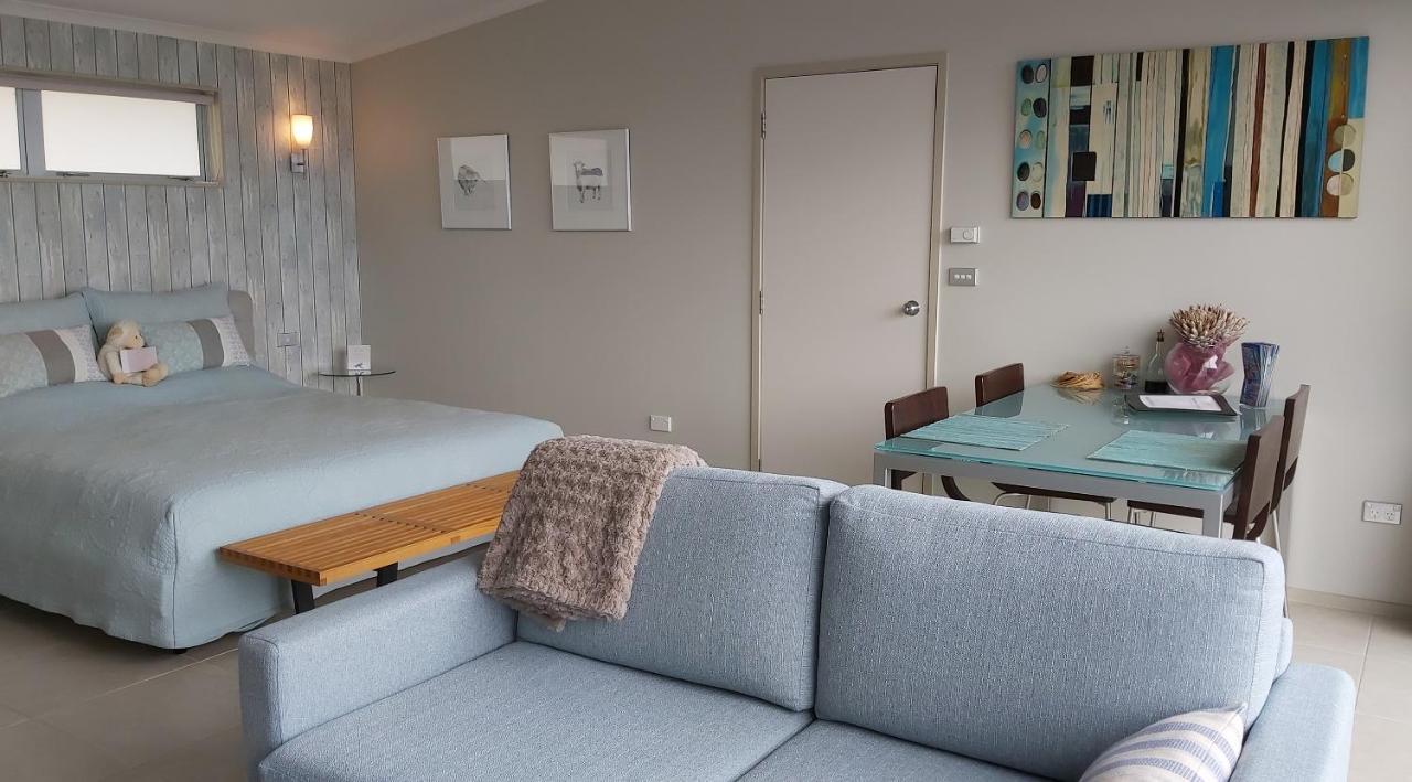 The Bay Lodge Pohara 외부 사진